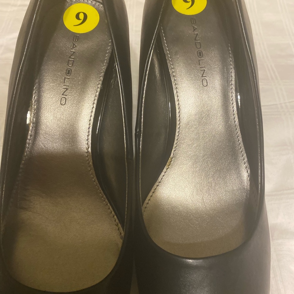 Wedge heel. Comfortable.